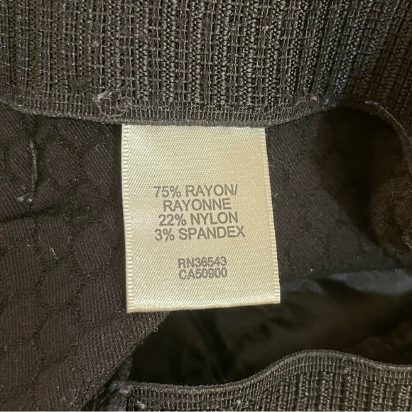 Van Heusen black textured stretch extensible pull on pants 4 short - Picture 5 of 5